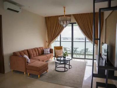 Artistic Marina View 3BR Permas Bathtub & Seaview Hotels near Masjid Politeknik Ibrahim Sultan