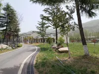 Dihua City Youth Apartment Hotels in Danfeng