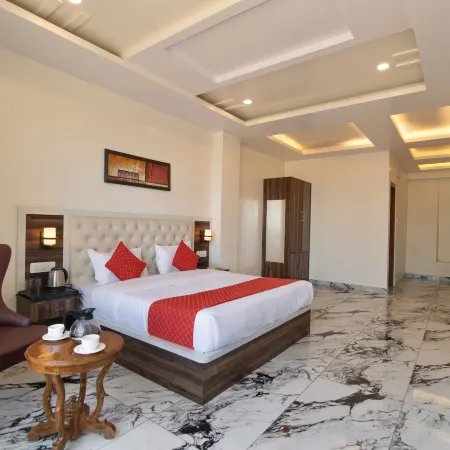 Shimla Inn