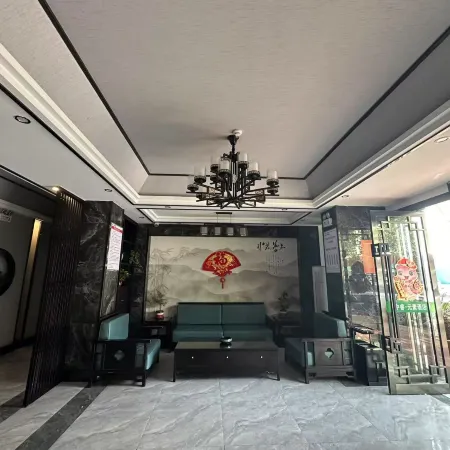 Fangcheng Zhongxuan Element Hotel