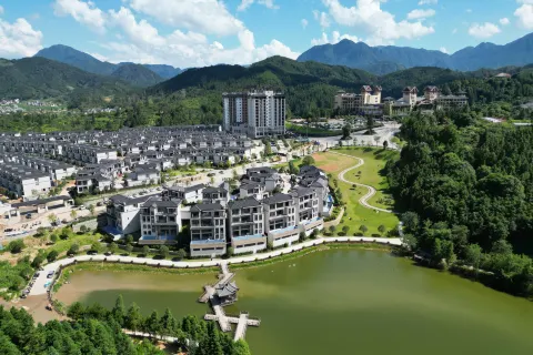 Xixi Forest Yuequanju Hot Spring Hotel