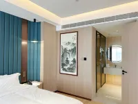 Fuer Grand Hotel - parking