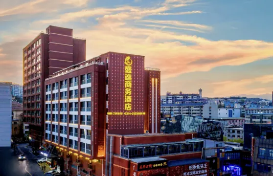 承德盛逸商務酒店（承德避暑山莊天山店）