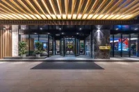 Binhe International Hotel (Dunhuang Night Market) Hotels near Dunhuangmiao Street