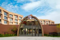 Fisherman’s Field Wanda Lan Hu Monkey Resort Hotel Hotels in Changli