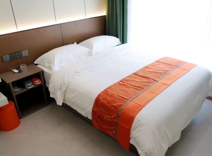 Orange Holiday Hotel