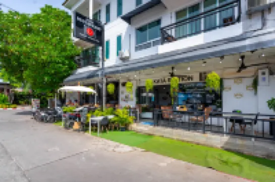 กะตะ สเตชัน โรงแรมใกล้Nook Dee