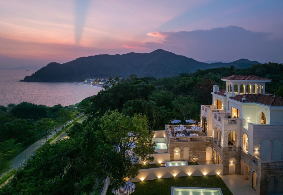 Santa Monica 수영장 리모델링 후 사진