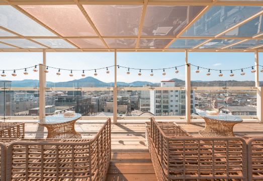 그리듯 호텔 외관 사진