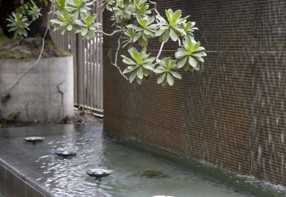 5. 라마다 앙코르 ..