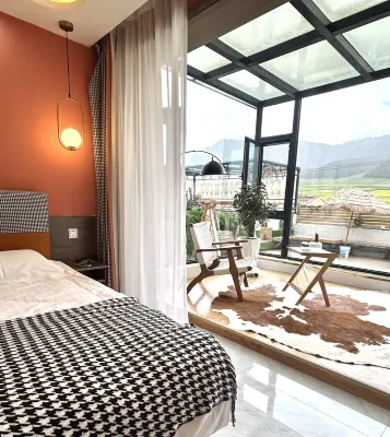 Qilian Babao Yihai Shanji Kaligang Homestay