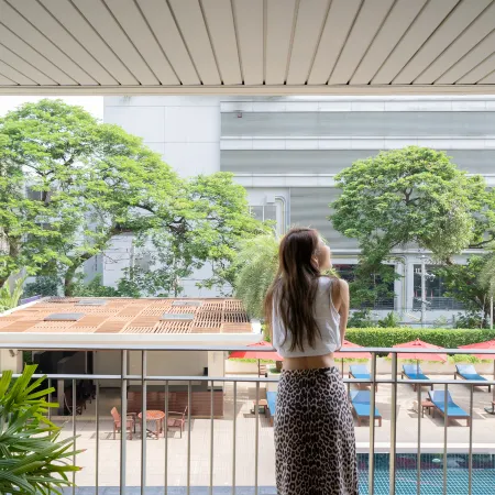 Centre Point Sukhumvit Thong-Lo Отели рядом с достопримечательностью «Тхонг Лор»
