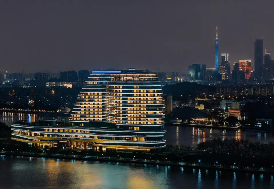 The Xanadu Guangzhou Vignette Collection by IHG(洲至奢选广州香岚官