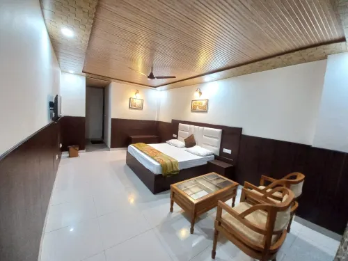 Cottage Club Inn Hotel a Almora