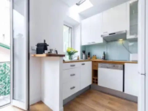Historic Villefranche Penthouse, Steps to Beach Hotels in Villefranche-sur-Mer