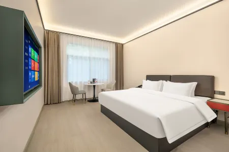 Huandu Hotel (Yuhou Street Xinglong Pedestrian Street)