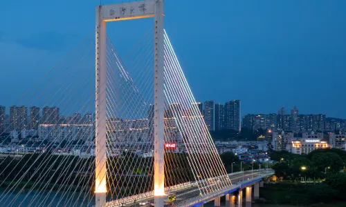 โรงแรมวิวทิวทัศน์ยูฟันพลัส (สวนหนานหู ถนนจงซาน หนานหนิง)