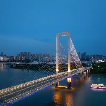 ユーファンホテルPlus·江景ホテル(醫科大一附院南湖公園) 天桃実験学校 (小学部)周辺のホテル