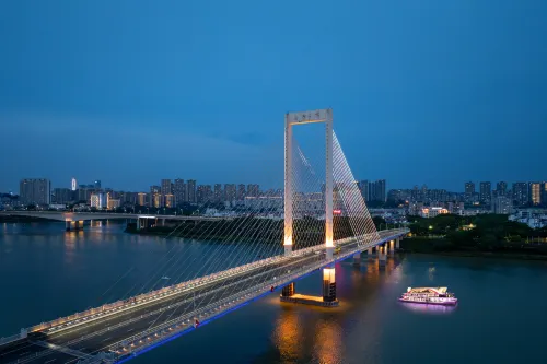 โรงแรมวิวทิวทัศน์ยูฟันพลัส (สวนหนานหู ถนนจงซาน หนานหนิง)