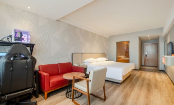 Chuangyu E-Sports Hotel (Nanning Normal University Beihu South Road Subway Station)