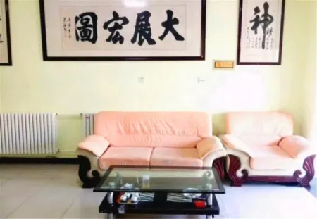 Jingzu eSports Hotel (Yinan Sports Center Branch) Отели рядом с достопримечательностью «Yinan Hanmu Museum»