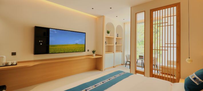 Yunjian Hotel (Baquan Gorge Scenic Area) Hotels in Huguan