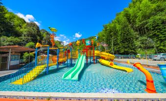 Yiyuan Ecological Resort Hotel (Longmen Nankunshan National Forest Park)