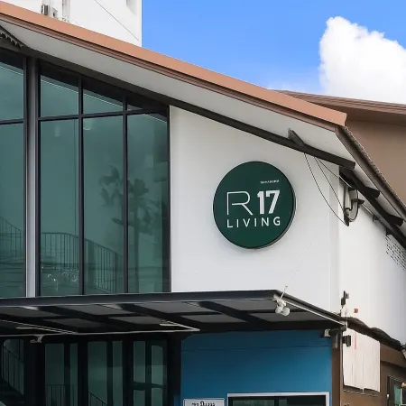 R 17 Living Hotel Отели рядом с достопримечательностью «Ратчадафисек»