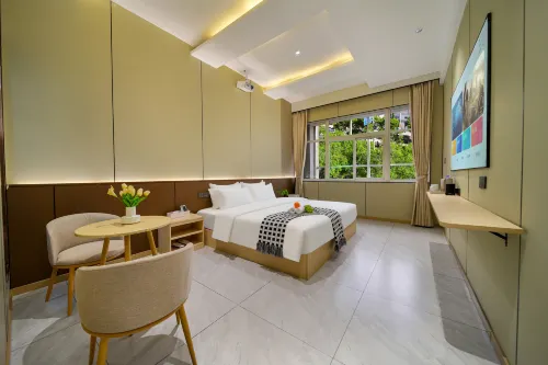 Linfen Xinhai Yuexin Hotel (Shenglong International Pingyang Plaza)