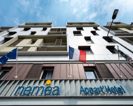 ネメア アパルトテル レジデンス ル ケ ヴィクトール トゥールのホテル