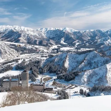 Livemax Resort Echigo Yuzawa Отели рядом с достопримечательностью «Горнолыжный курорт Иваппара»