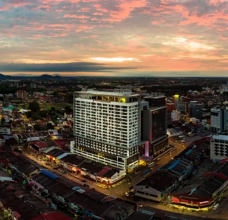 ASIA MELAKA HOTEL managed by The Straits Hotel & Suites Отели рядом с достопримечательностью «Dataran Pahlawan Melake Megamall»