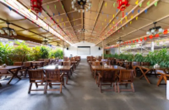 西雙版納景洪華美達安可酒店（潑水廣場店） 景洪酒店