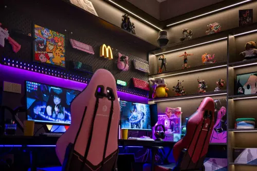 BIFOLI Hera E-Sports Hotel (Weihai Railway Station Hanlefang) - Esports