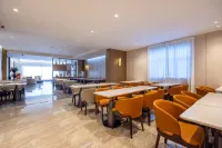 Zheme Grand Hotel (Gonghe)