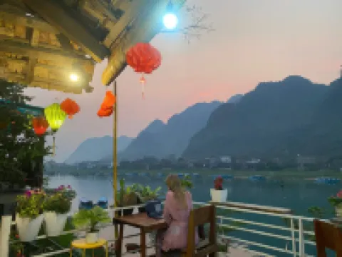 Phong Nha Coco House - Riverstay & Mountain View Hotels in Son Trach