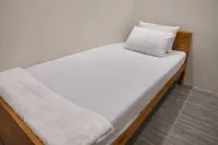 Basic Room in Lipa City Near SM and THE OUTLETS