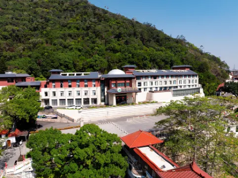 Shizhishan Hotel