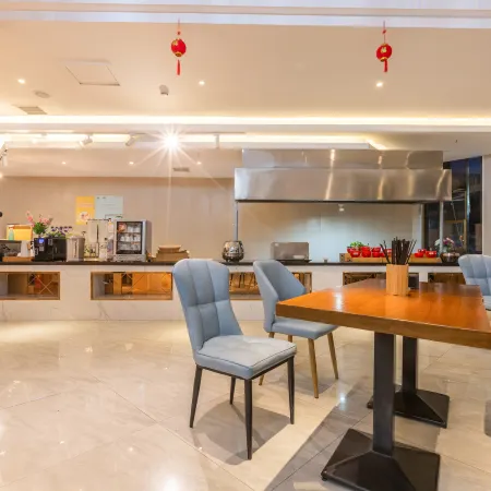 Xifeng Hotel