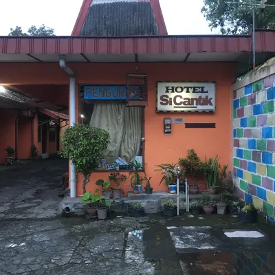 Hotel SiCantik Hotels near Mount Merapi Museum