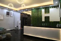 Heiyun E-Sports Hotel (Taishan Commercial City Pedestrian Street)