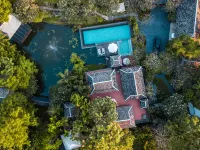 Baansuwanburi Hotels in San Sai