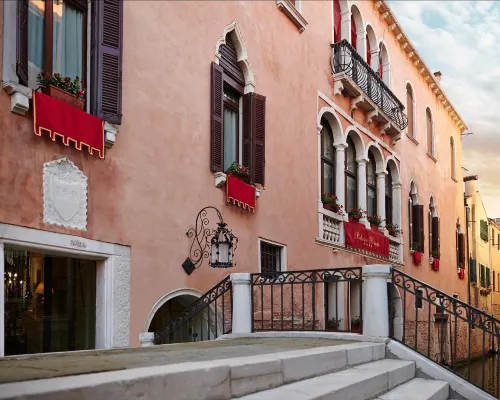 Palazzo Paruta & Wellness Suites Hotels in Venice