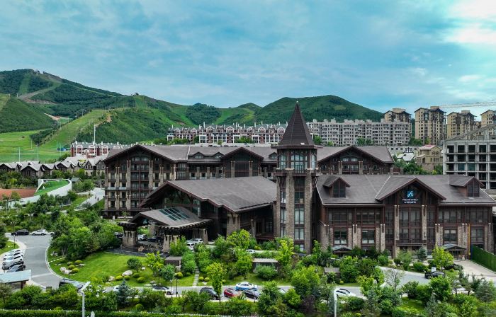 Forlong Hotels &Resorts