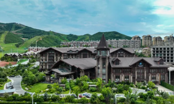 Forlong Hotels &Resorts Hotel a 