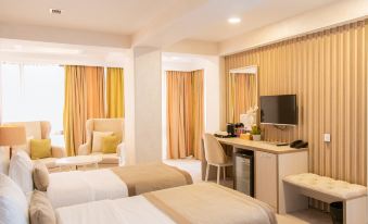 Ganjali Plaza Hotel