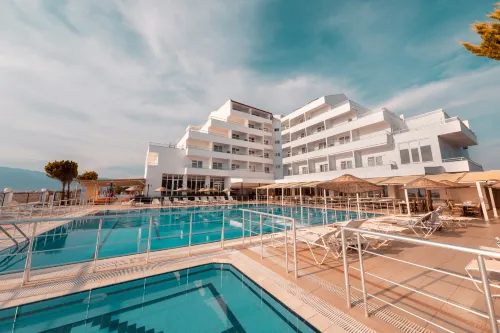 Afytos Oren Beach Prestij