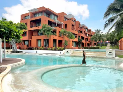 Las Tortugas Beach Front Condo - family Suite Room Hotels near Pranburi Forest Park