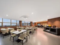 Boxi International Hotel (Dongyang Woodcarving Town Baolong Plaza)