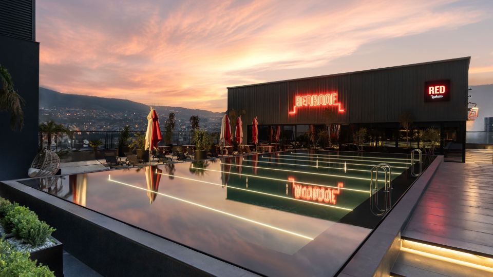 Radisson RED Izmir Point Bornova